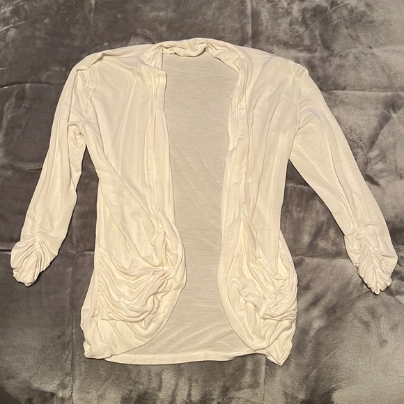 White cardigan - Picture 1 of 3